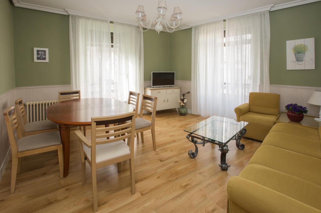 Apartamentos Turisticos Avila La Catedral Экстерьер фото